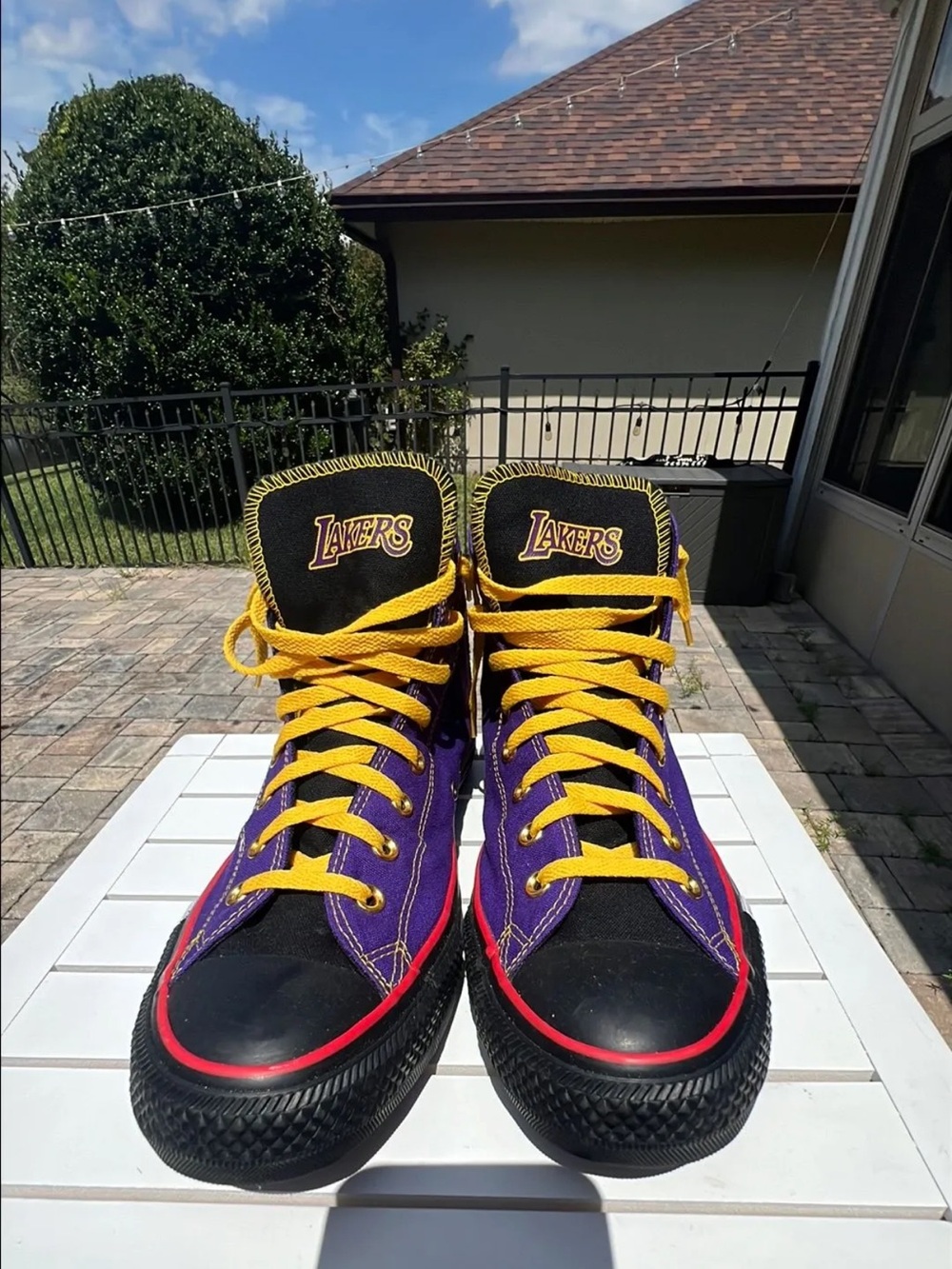 Converse All Star- NBA Los Angeles Lakers High Top- Men’s 11.5